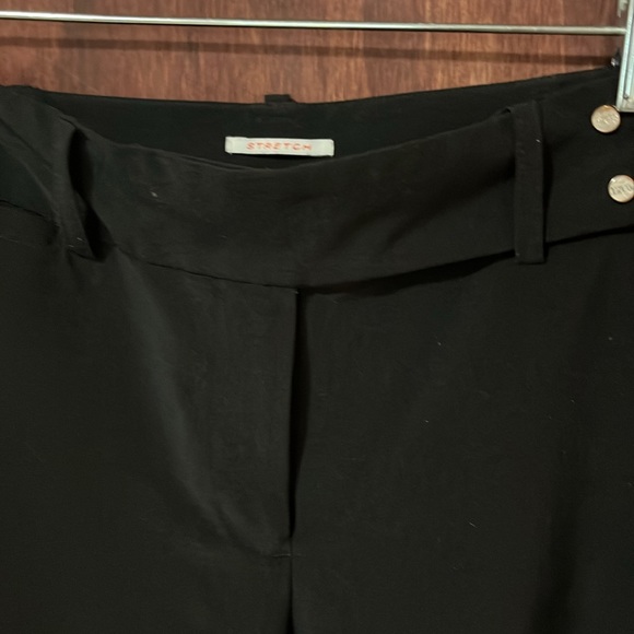 IZOD stretch Bermuda dress shorts 6 black - Picture 3 of 5